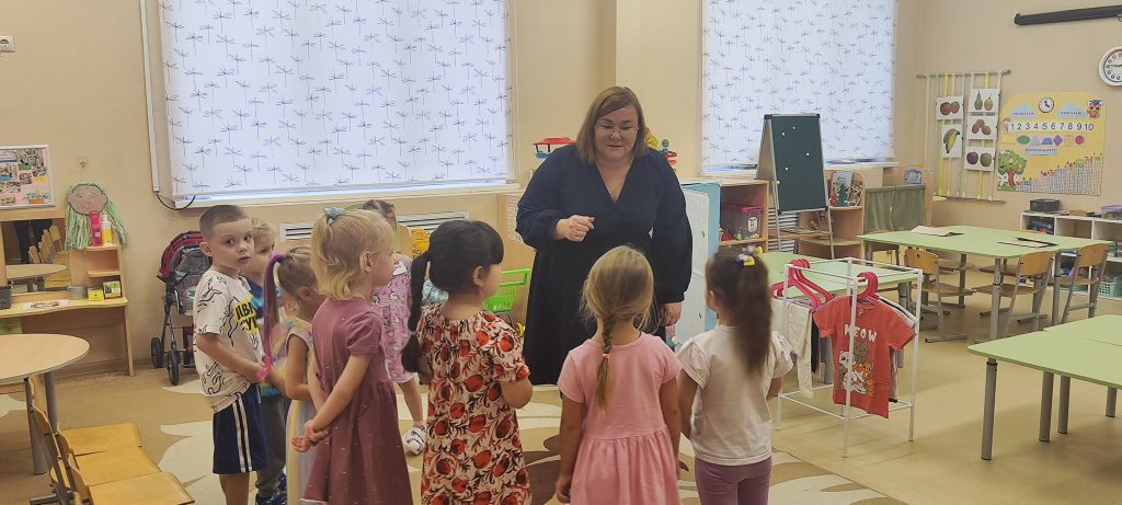 Формирование у дошкольников ценности "Труд" в ДОО и семье